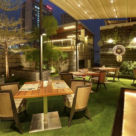 Crowne Plaza Dhaka Gulshan By Ihg Exterior photo