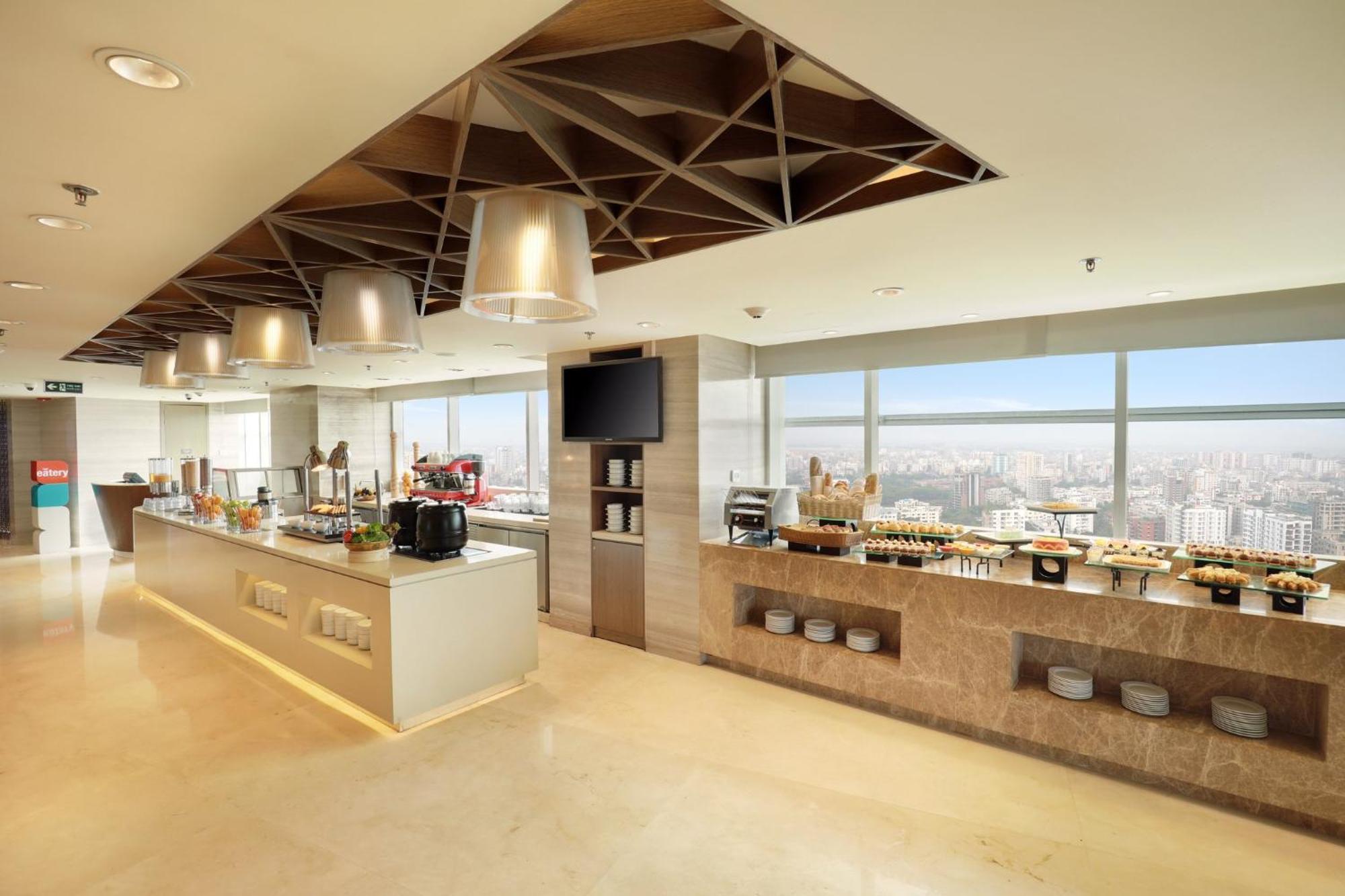Crowne Plaza Dhaka Gulshan By Ihg Exterior photo