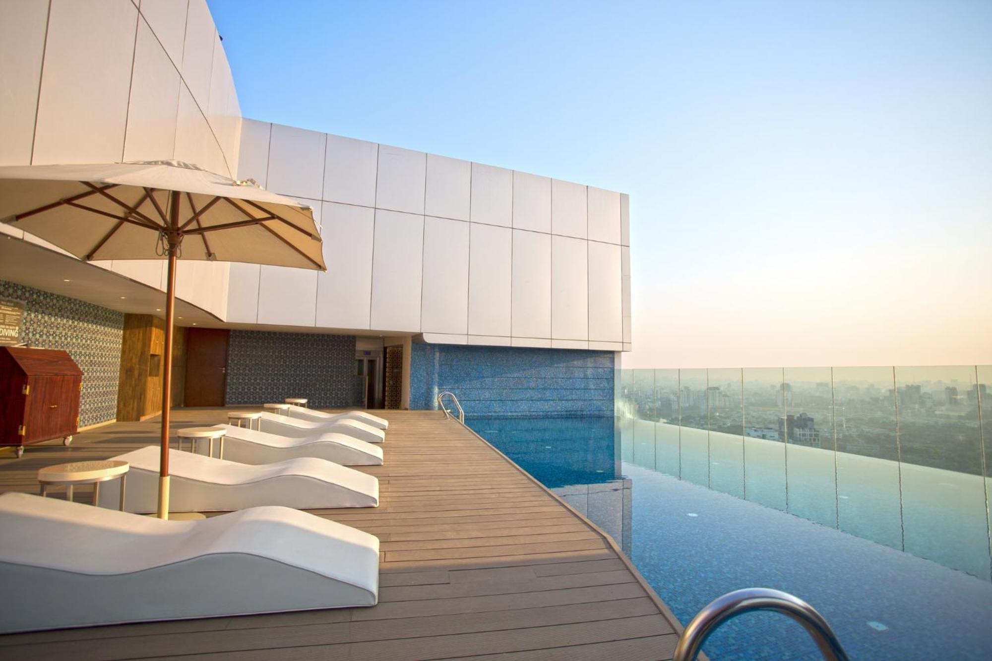 Crowne Plaza Dhaka Gulshan By Ihg Exterior photo