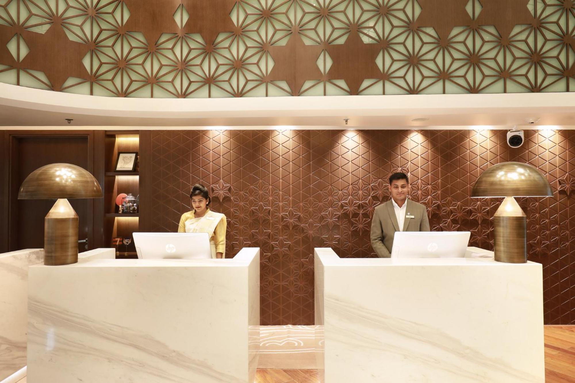 Crowne Plaza Dhaka Gulshan By Ihg Exterior photo