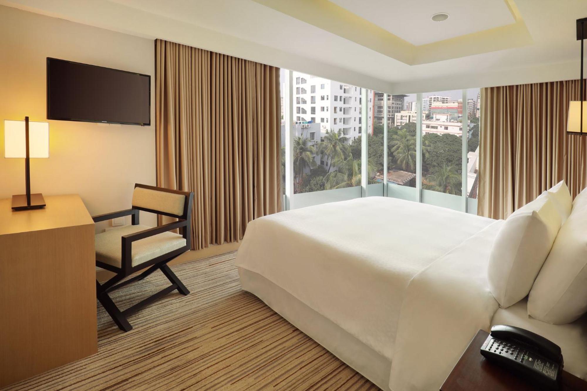 Crowne Plaza Dhaka Gulshan By Ihg Exterior photo