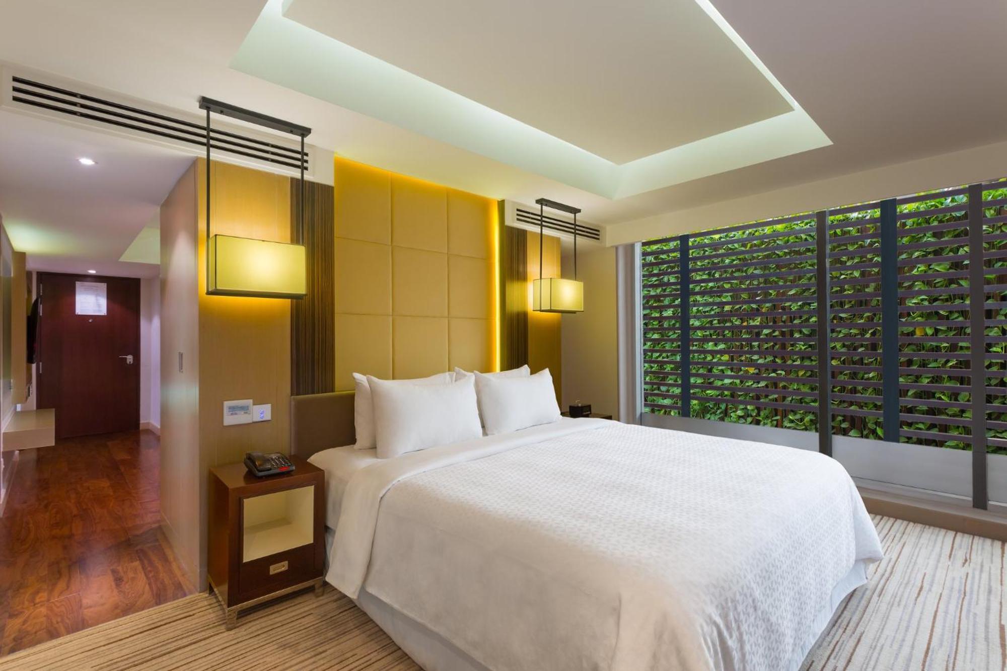 Crowne Plaza Dhaka Gulshan By Ihg Exterior photo